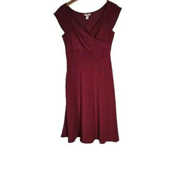 J.crew Burgundy Cocktail Dress V-neck Cap Sleeve Impire Waist 100% Silk Size 10 - Picture 1 of 13